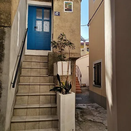 Fantov Old Town 巴斯卡